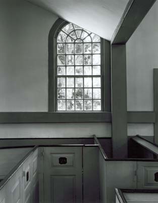 110I: Window and Pews, St. Paul's, Wickford